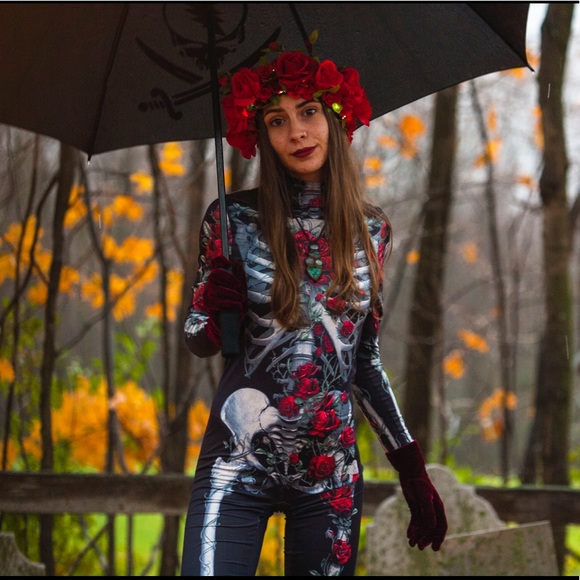 Meet your Posher, Julia - Picture 3 of 5